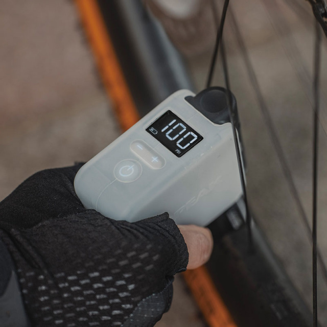 TDP-E01_TOPEAK_E-BOOSTER_DIGITAL_4