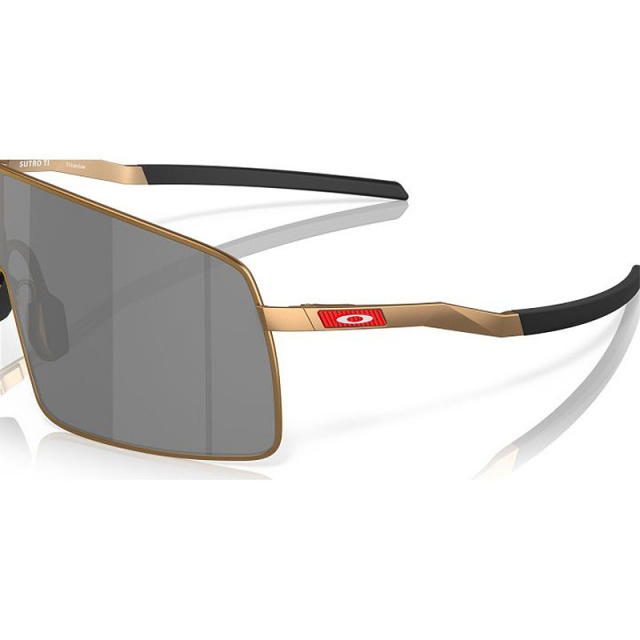 Oakley_Sutro_TI_Matte_Gold_Prizm_Black_6