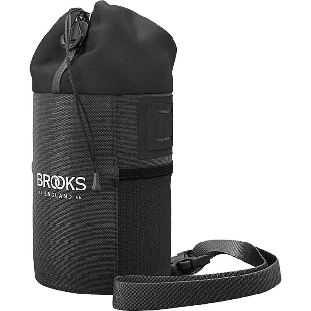 Scape_Feed_Pouch_Black_2