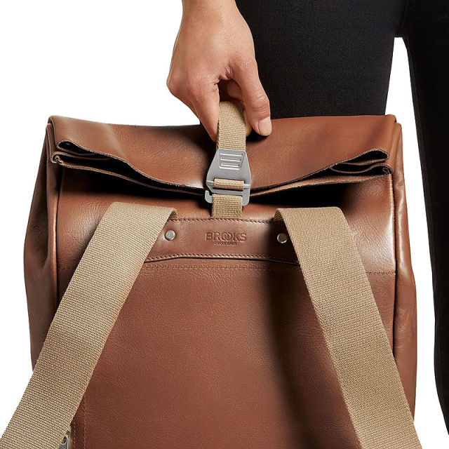 Pickwick_Leather_26L_Dark_Tan_Brown_8