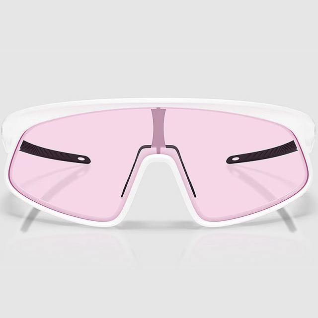 RSLV_141_Matte_White_Prizm_Low_Light_2