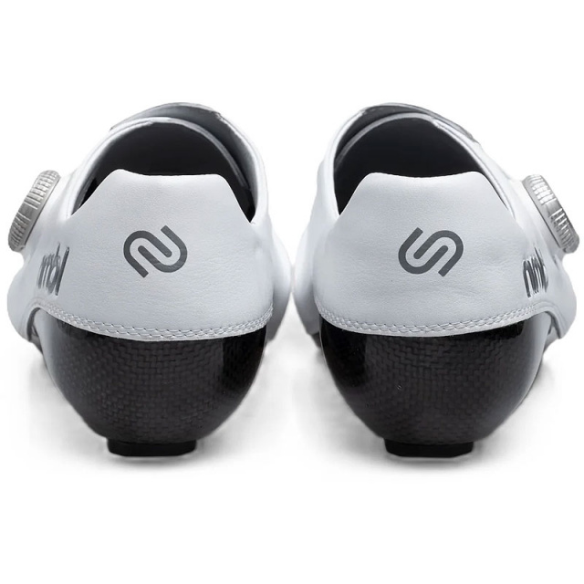 Nimbl_Exceed_Ultimate_Glide_white_silver_4
