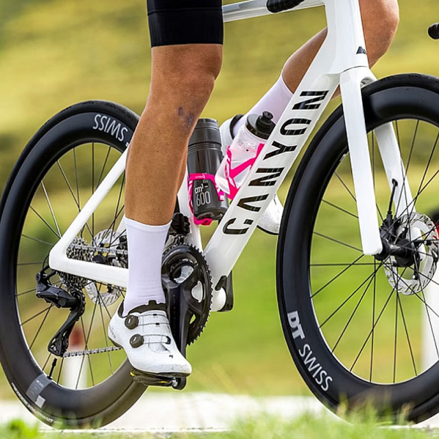 Elite_Custom_Race_X_black_gloss_4