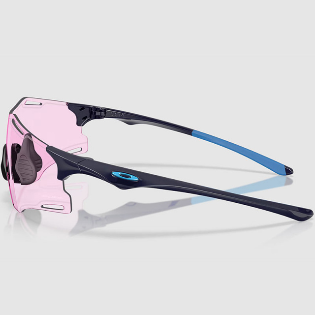 Cybr_Zero_Polished_Navy_Prizm_Low_Light_3