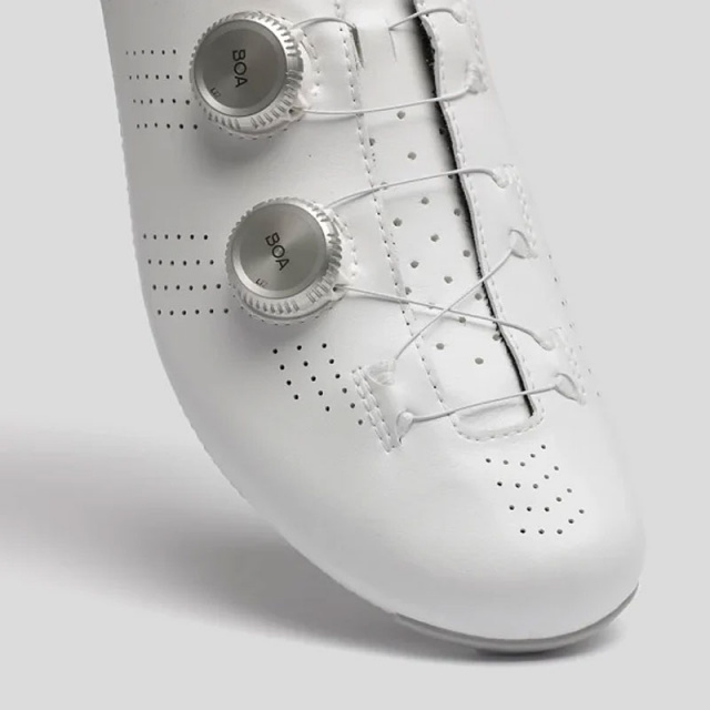 Nimbl_Ultimate_Exceed_white_silver_5