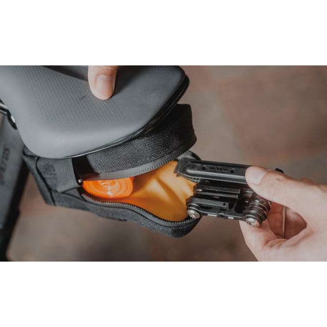 TC2325B_TOPEAK_ELEMENTA_SEATBAG_M_3