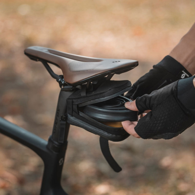 TC2327B_TOPEAK_ELEMENTA_GEARBAG_4